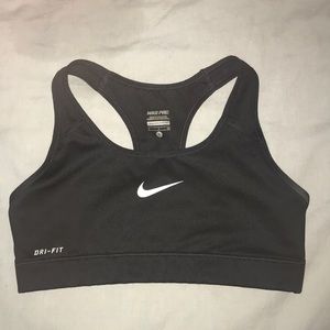 Nike Pro Sports Bra
